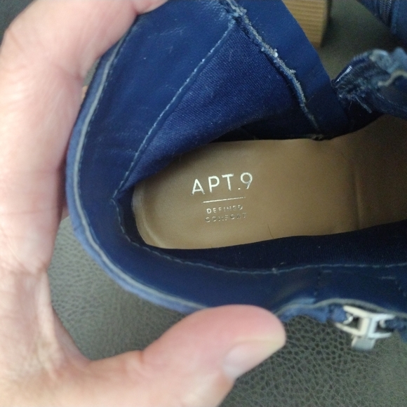 Apt 9 Navy Blue Boots Size 8.5 - Picture 7 of 9